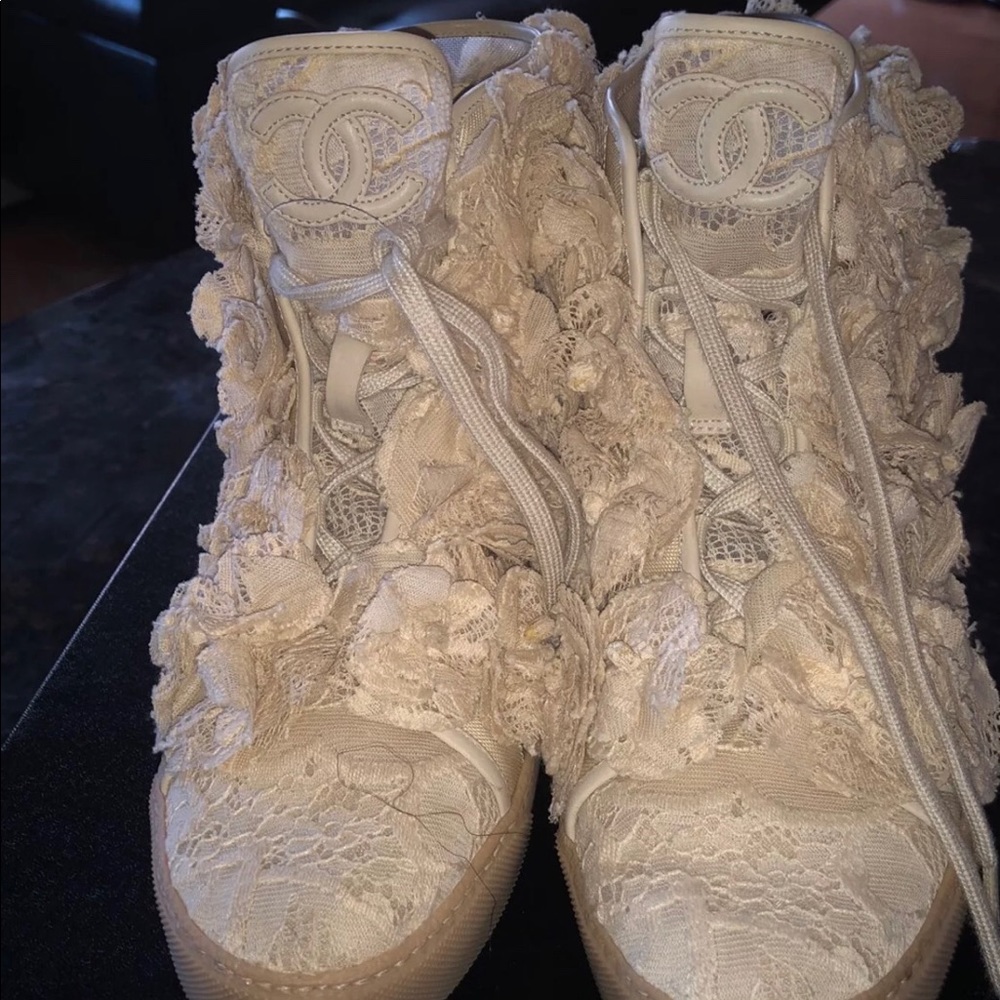 Chanel Beige Lace Flower Sneakers